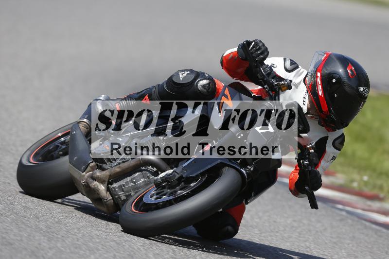 /45 10.08.2025 Plüss Moto Sport ADR/Freies Fahren/77